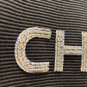 Chanel woman pullover